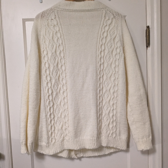 SOLD -🍦 Handmade Fisherman Style Cable Knit Button up V Neck Cardigan, XS-XXL - Picture 3 of 16